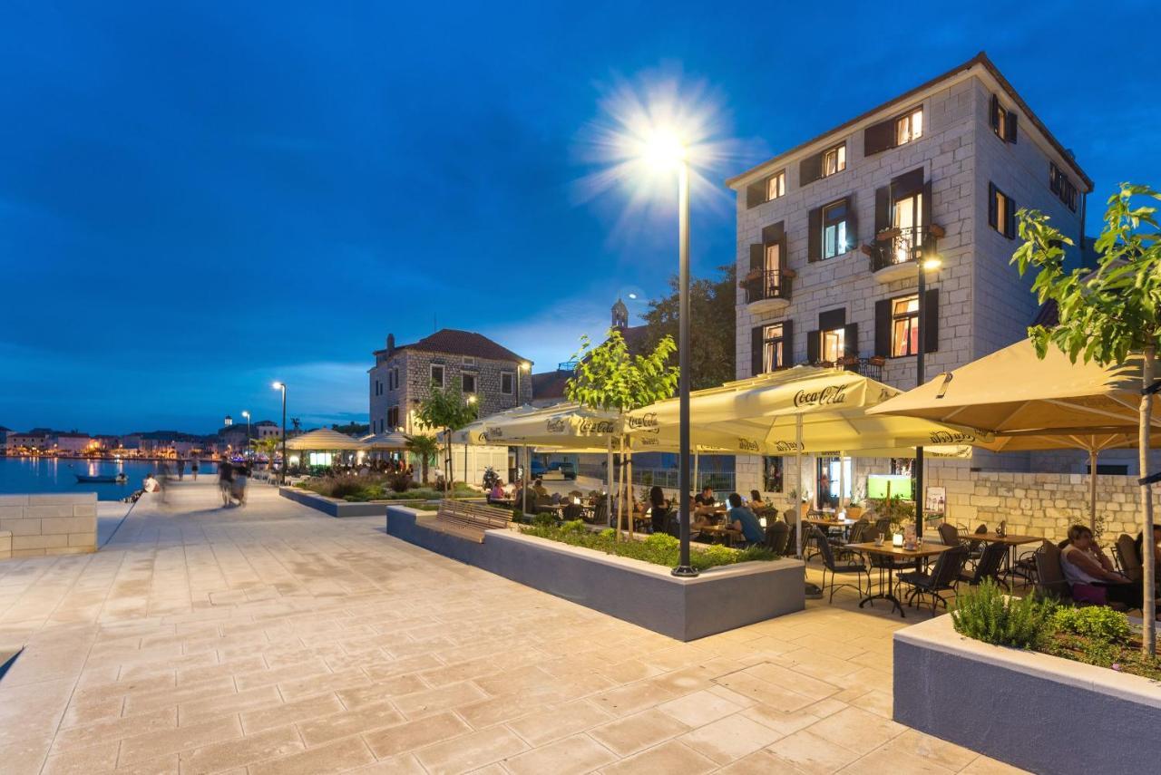 Luxury Apartments Perko Kaštela エクステリア 写真