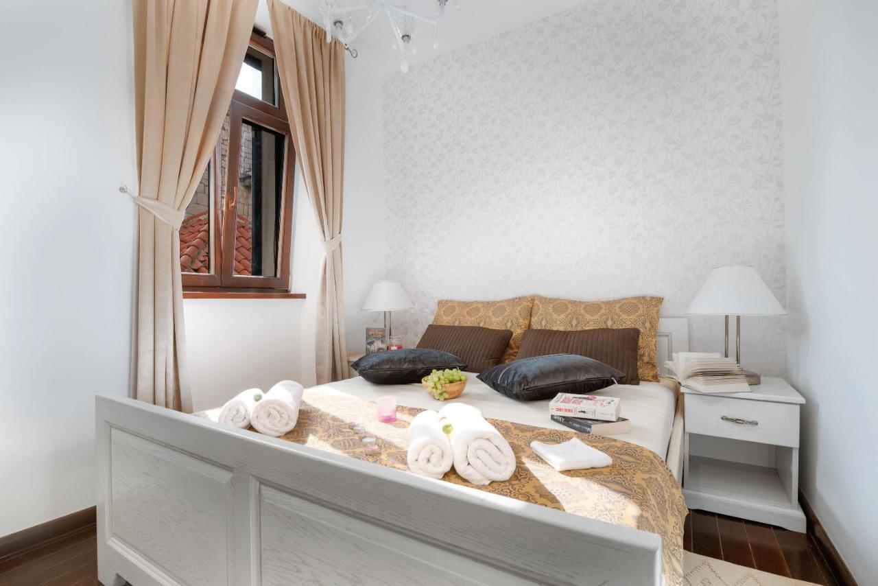 Luxury Apartments Perko Kaštela エクステリア 写真