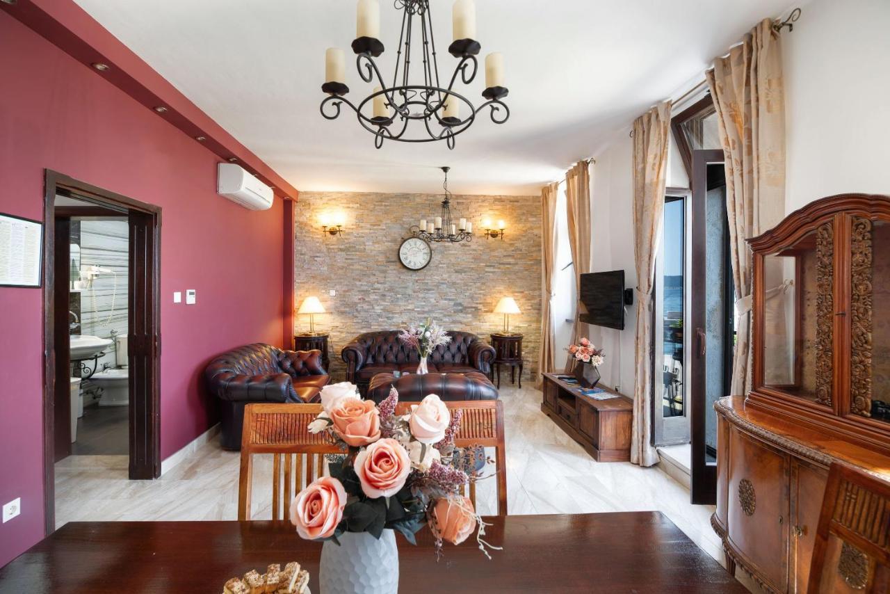 Luxury Apartments Perko Kaštela エクステリア 写真