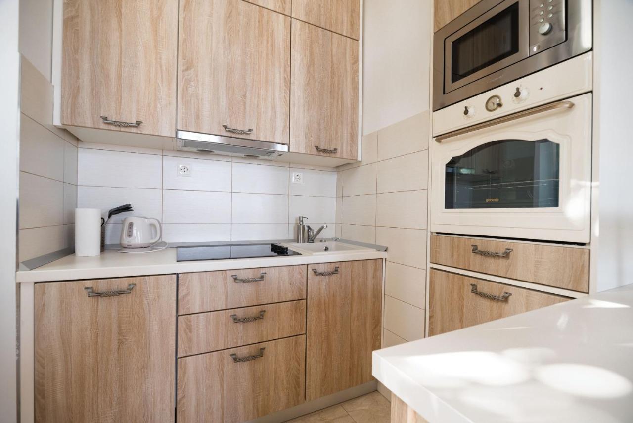 Luxury Apartments Perko Kaštela エクステリア 写真