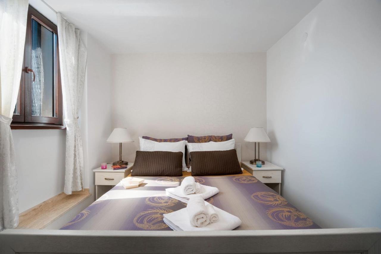 Luxury Apartments Perko Kaštela エクステリア 写真