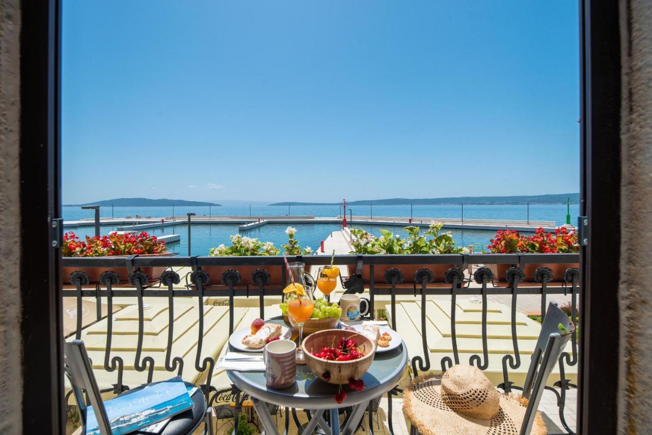 Luxury Apartments Perko Kaštela エクステリア 写真