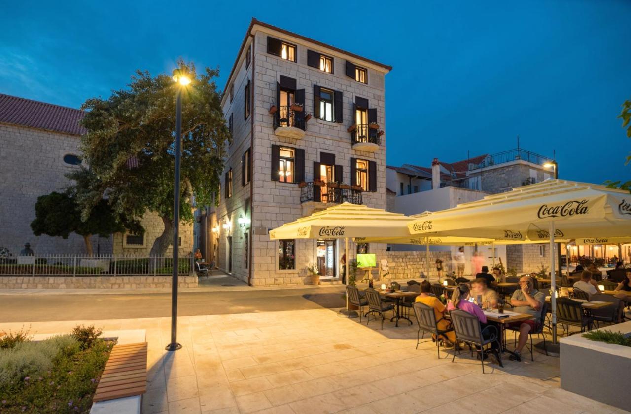 Luxury Apartments Perko Kaštela エクステリア 写真