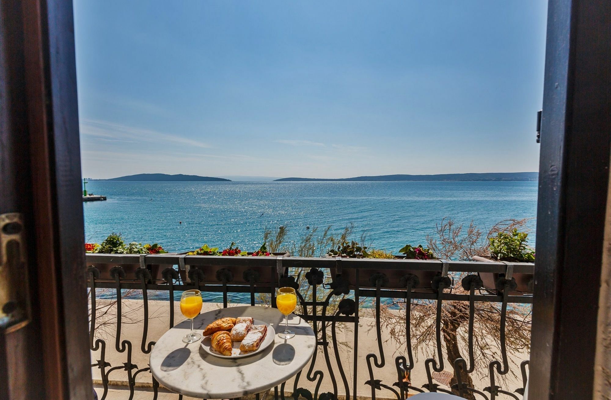Luxury Apartments Perko Kaštela エクステリア 写真